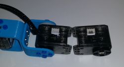 Le câble sert à atteindre le moteur 2